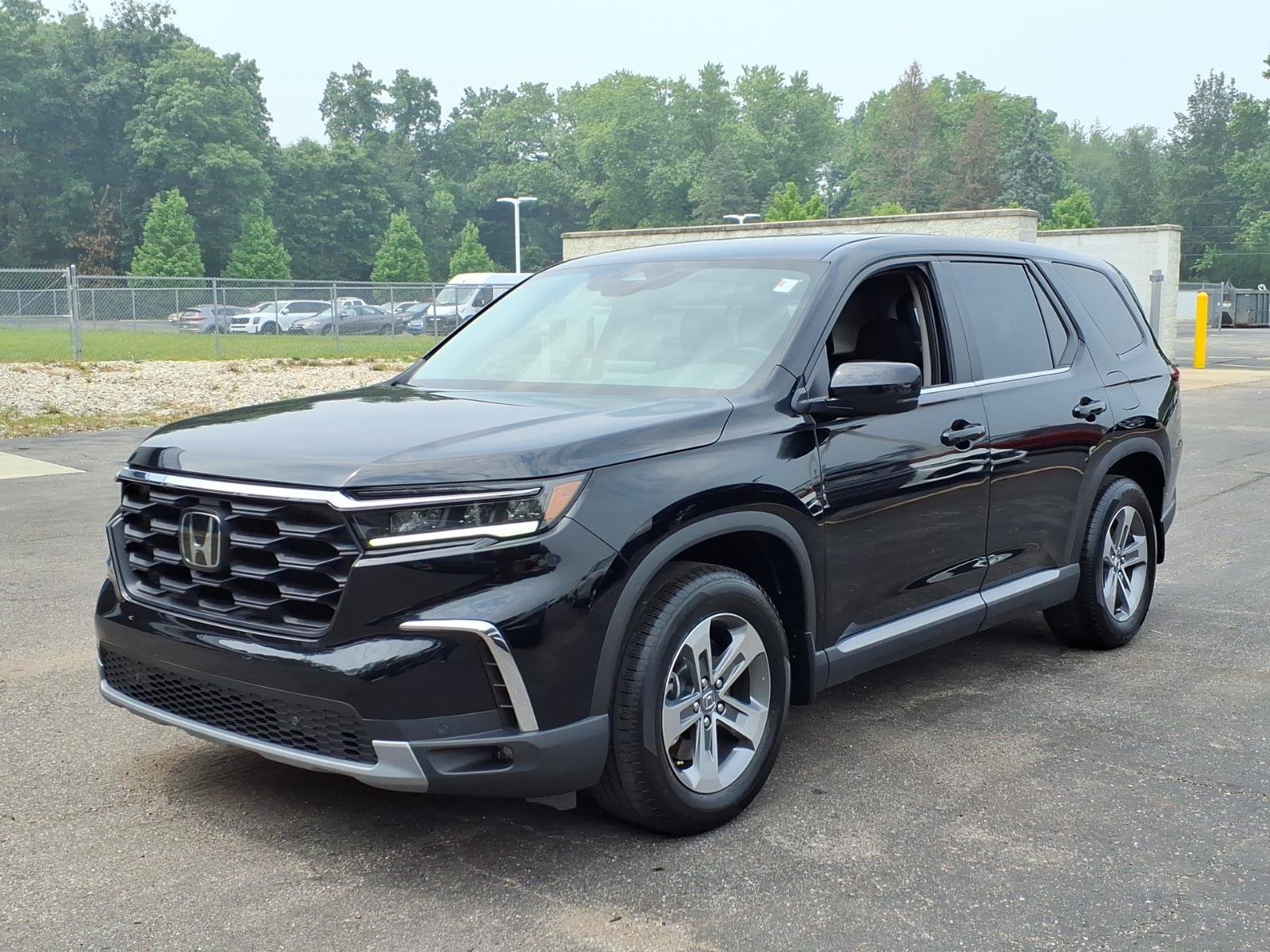 Certified 2023 Honda Pilot EX-L image 3