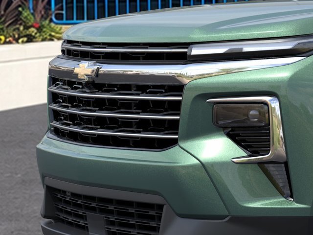 New 2027 Chevrolet Traverse LT w/ Driver Confidence Package FWD image 13