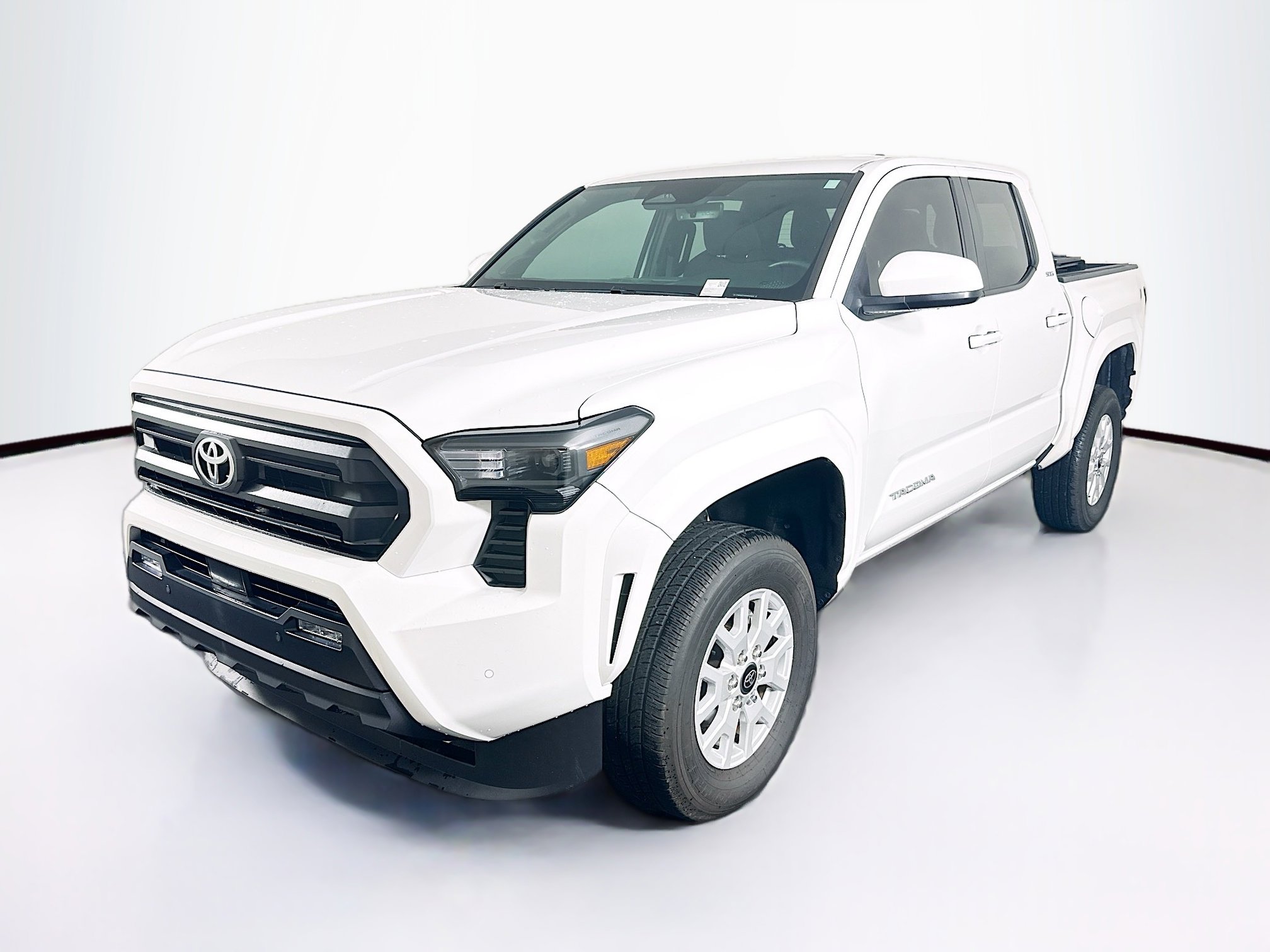 Used 2024 Toyota Tacoma SR5 RWD image 3
