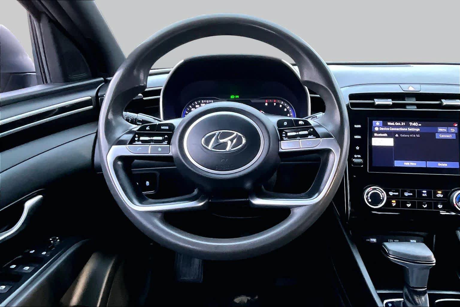 Used 2022 Hyundai Santa Cruz SEL AWD/4WD image 6