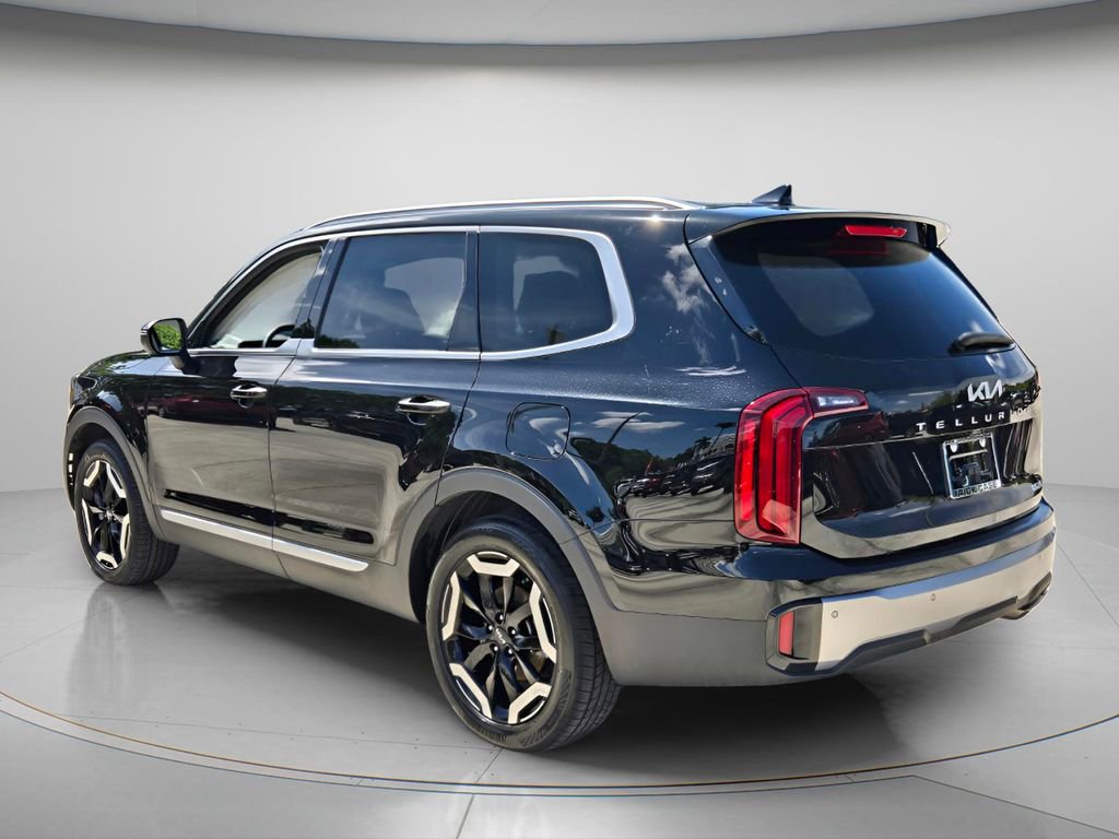 Used 2025 Kia Telluride S FWD image 7