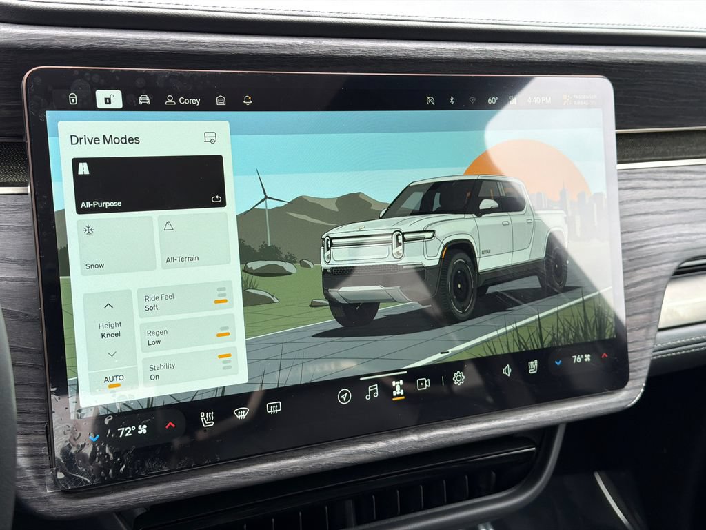 Used 2025 Rivian R1T Adventure AWD/4WD image 17