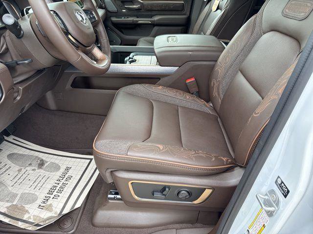 New 2025 RAM 1500 Limited image 17