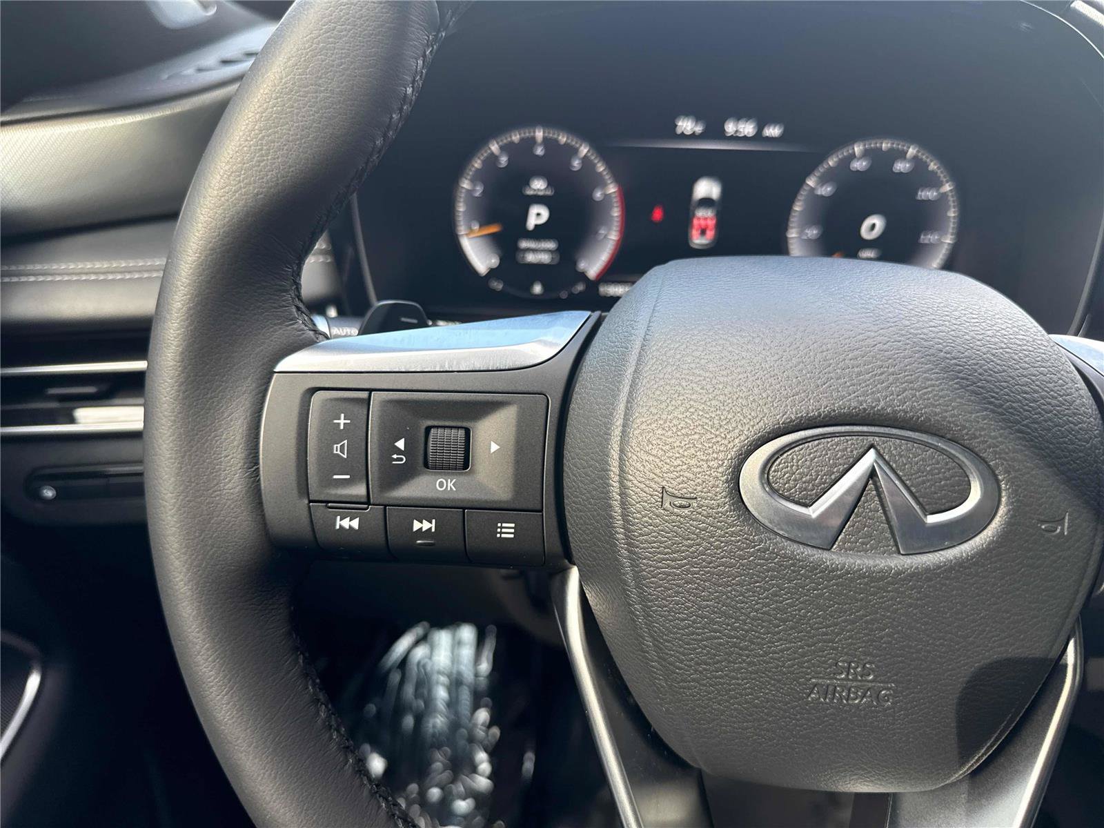 Used 2025 INFINITI QX60 Luxe w/ Black Edition AWD/4WD image 18