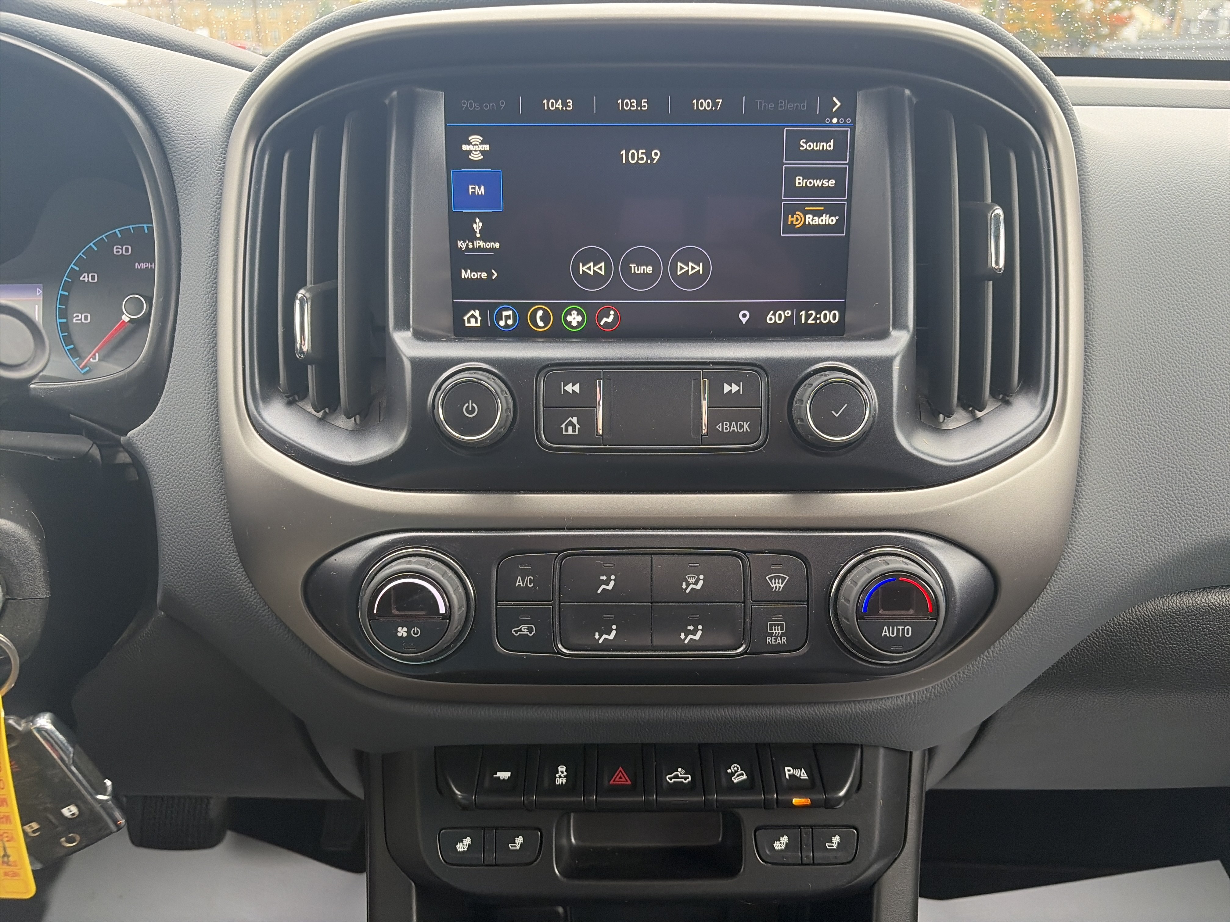 Used 2021 Chevrolet Colorado Z71 AWD/4WD image 29