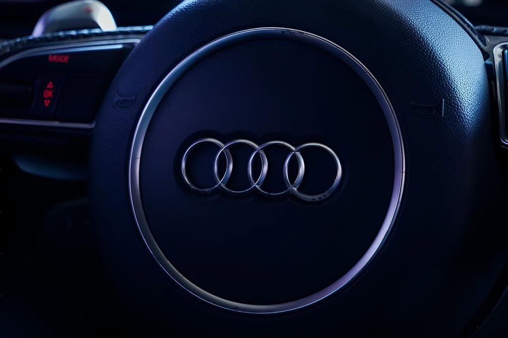 Used 2015 Audi RS 5 Coupe w/ Technology Package image 22