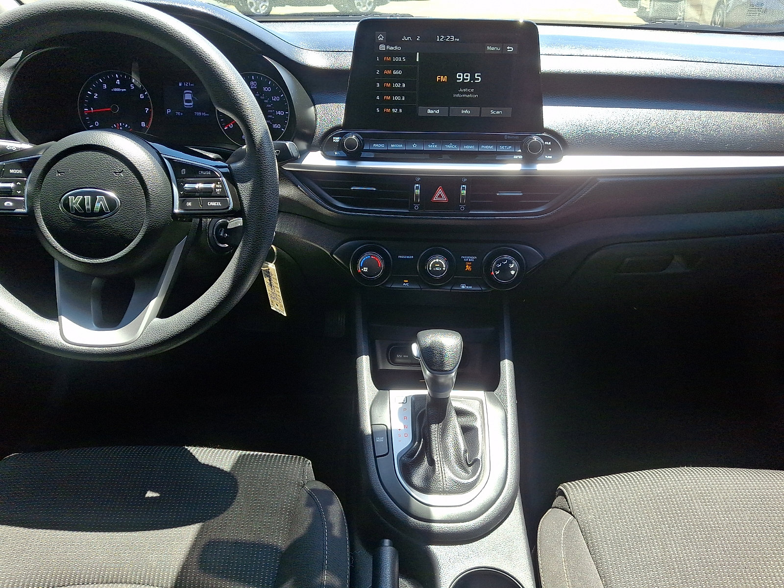 Used 2020 Kia Forte LXS FWD image 15