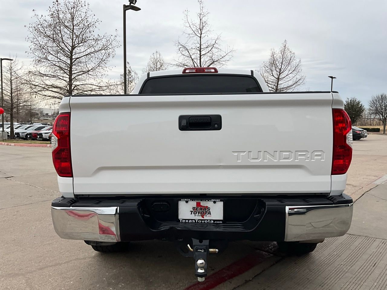 Used 2017 Toyota Tundra SR5 image 7