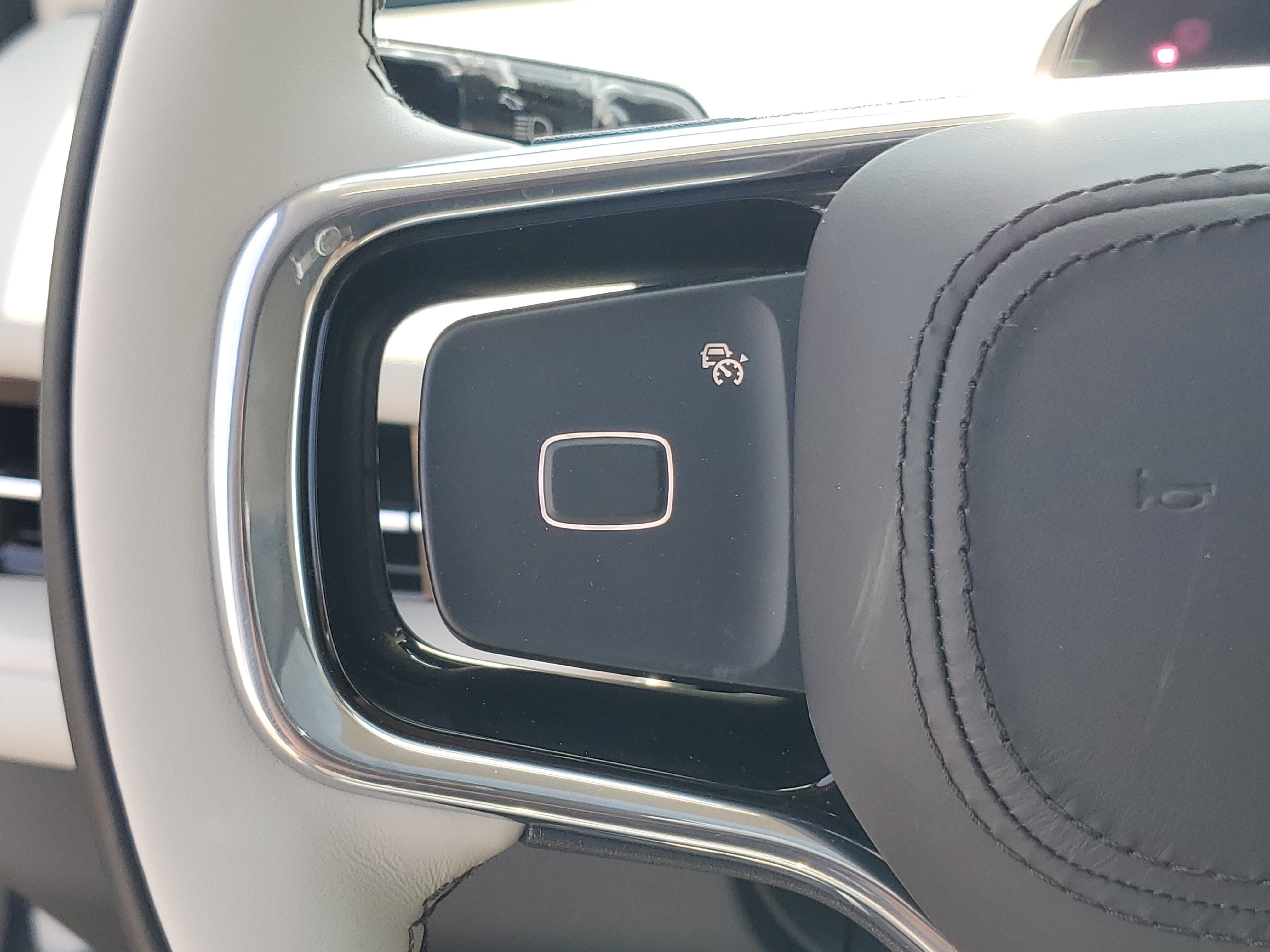 New 2026 Lincoln Navigator Reserve AWD/4WD image 16
