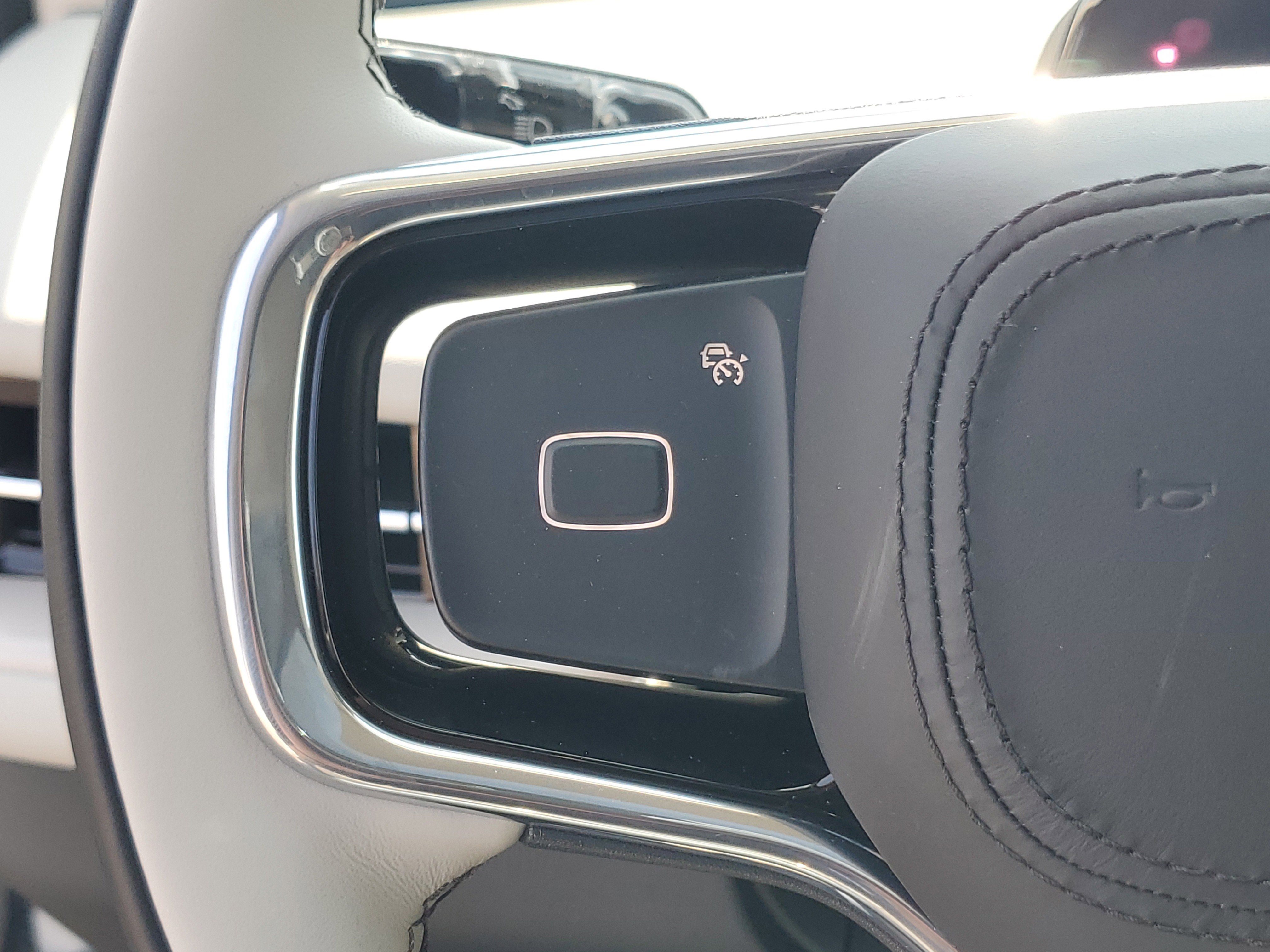 New 2026 Lincoln Navigator Reserve AWD/4WD image 16