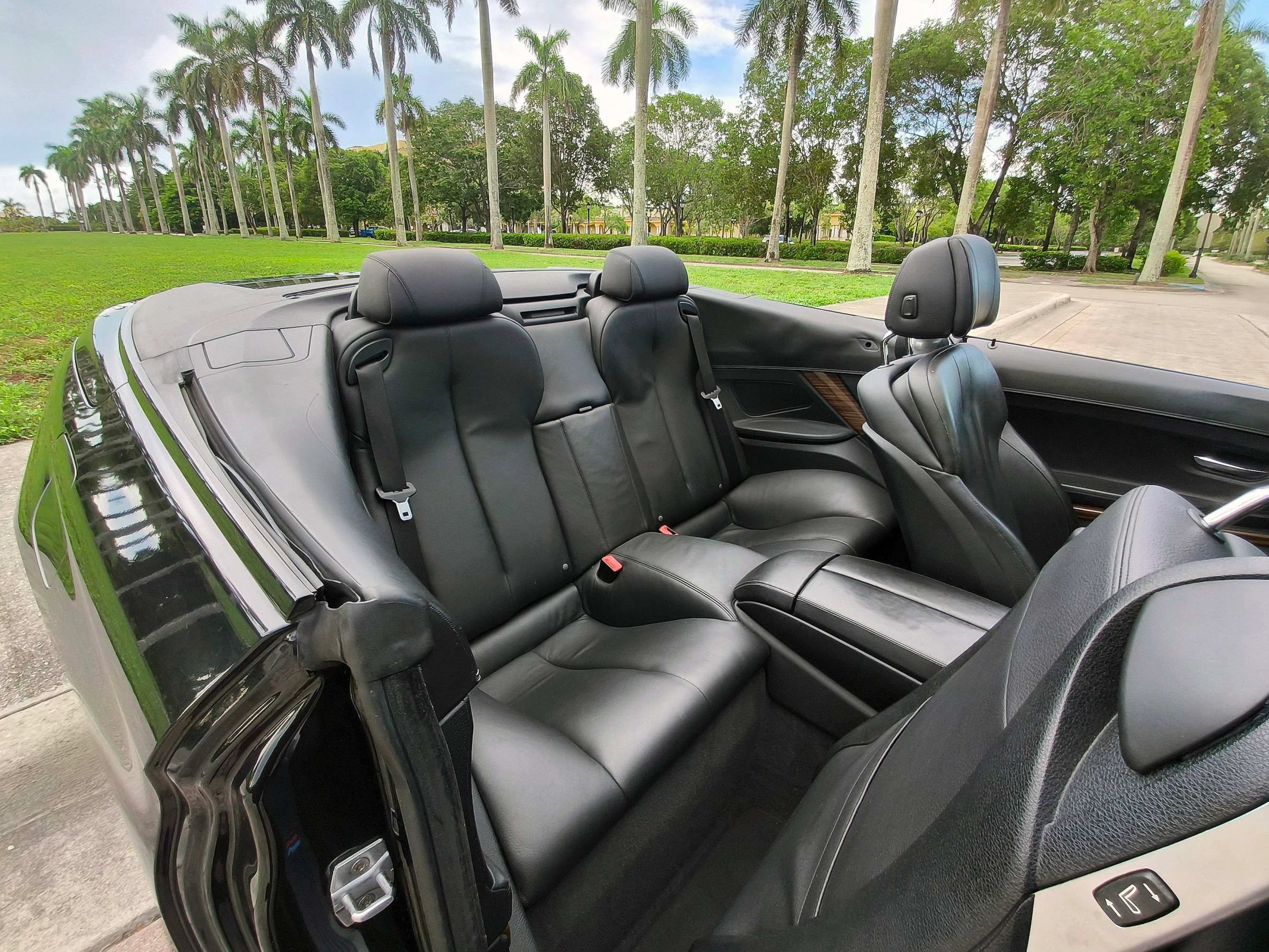 Used 2018 BMW 640i Convertible RWD image 13