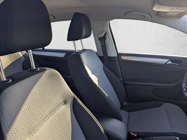 Used 2018 Volkswagen Jetta S image 18
