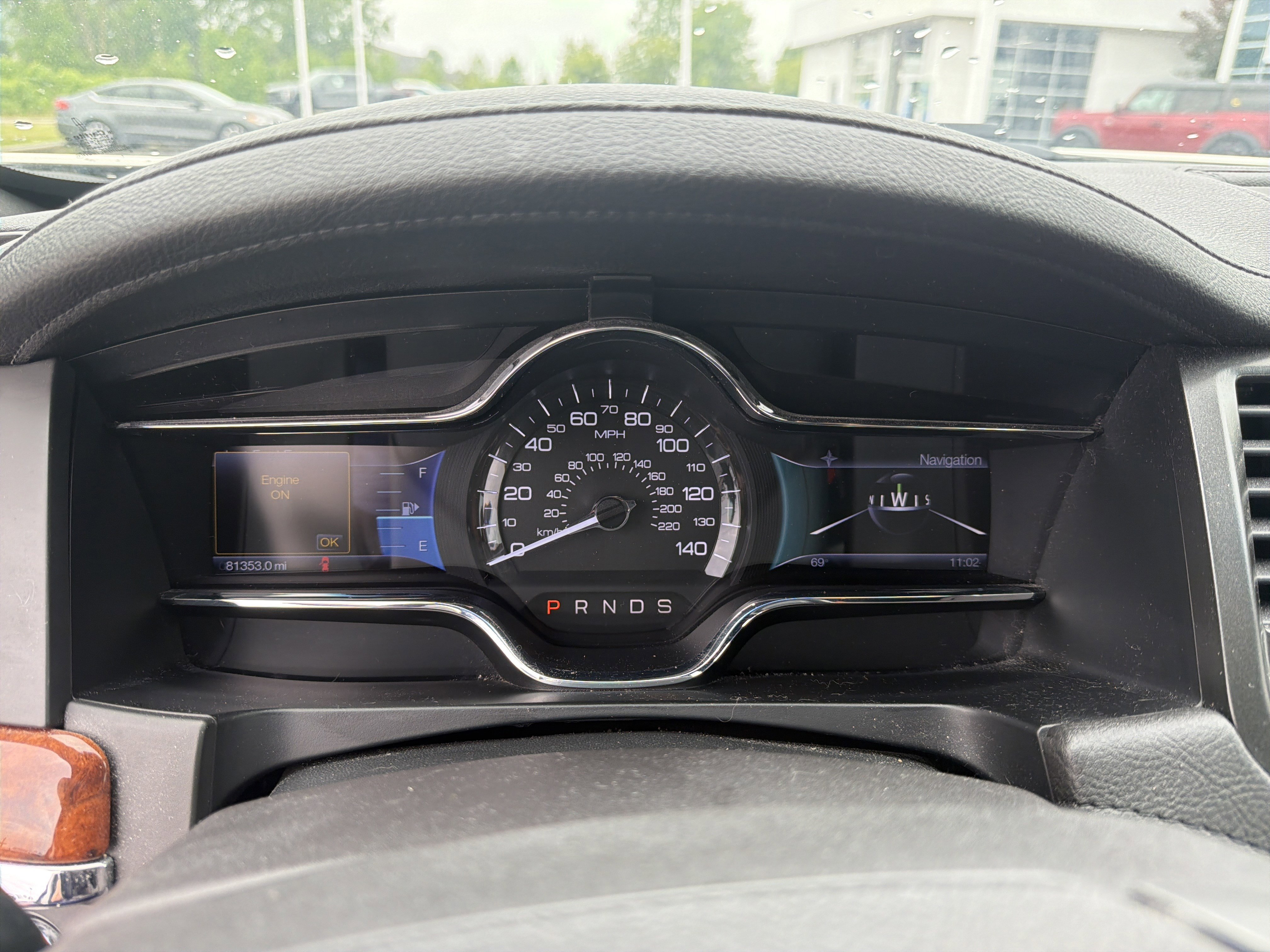 Used 2013 Lincoln MKS AWD image 23