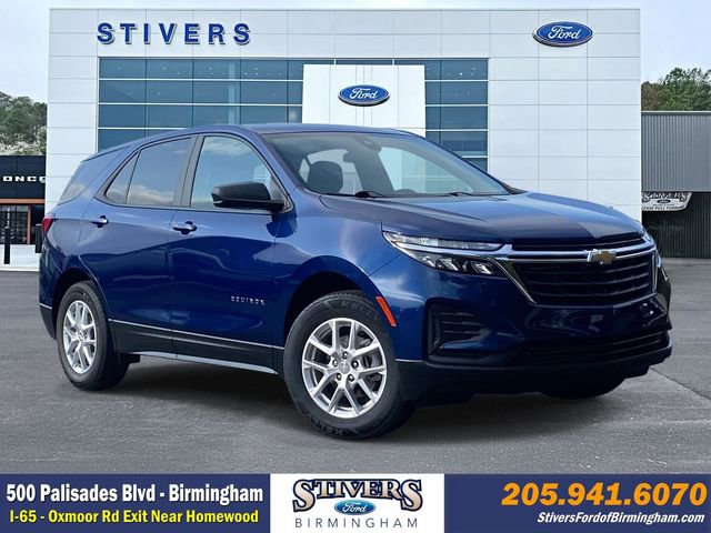 Used 2023 Chevrolet Equinox LS w/ LS Convenience Package image 1