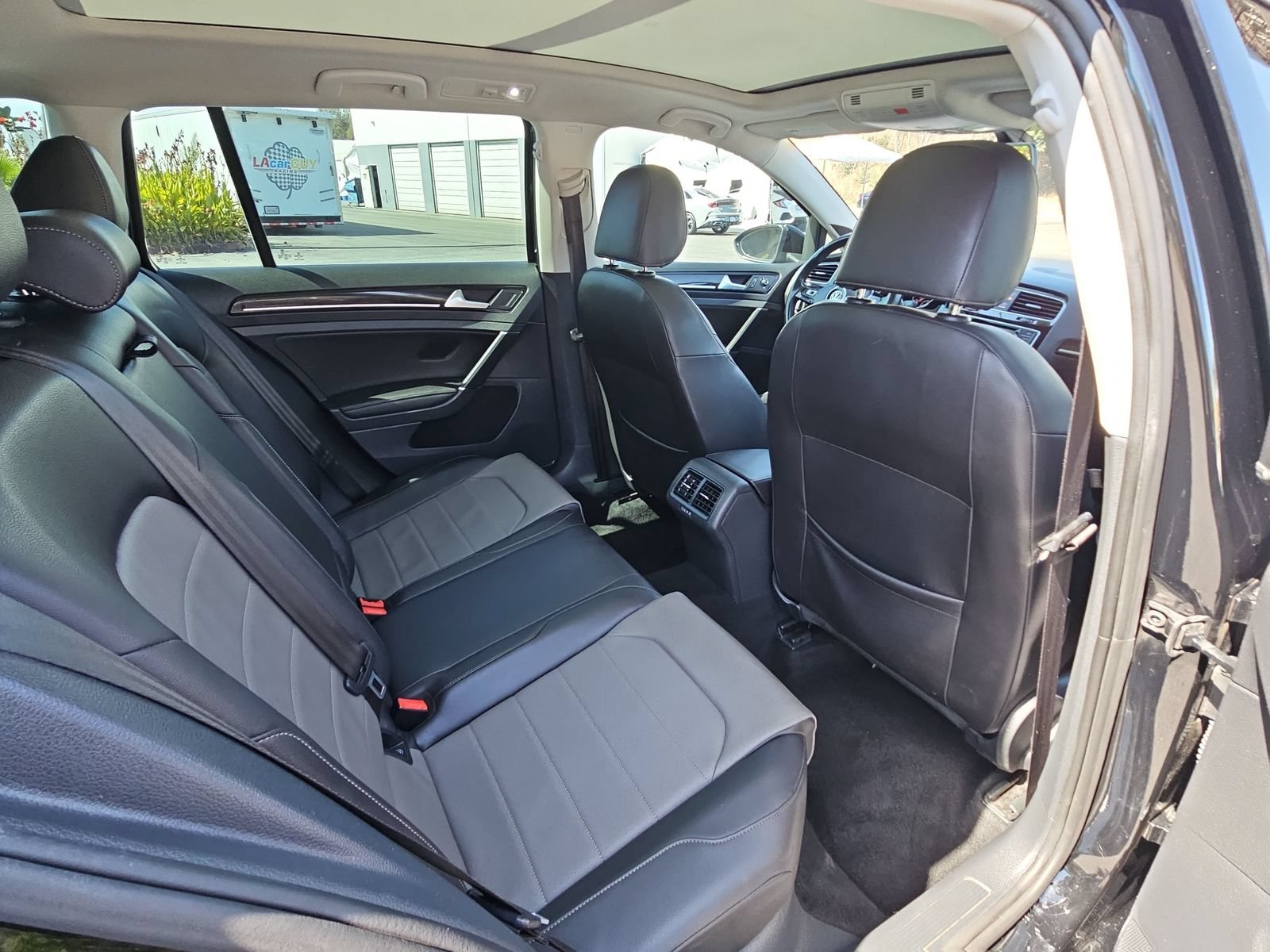 Used 2015 Volkswagen Golf SEL FWD image 11