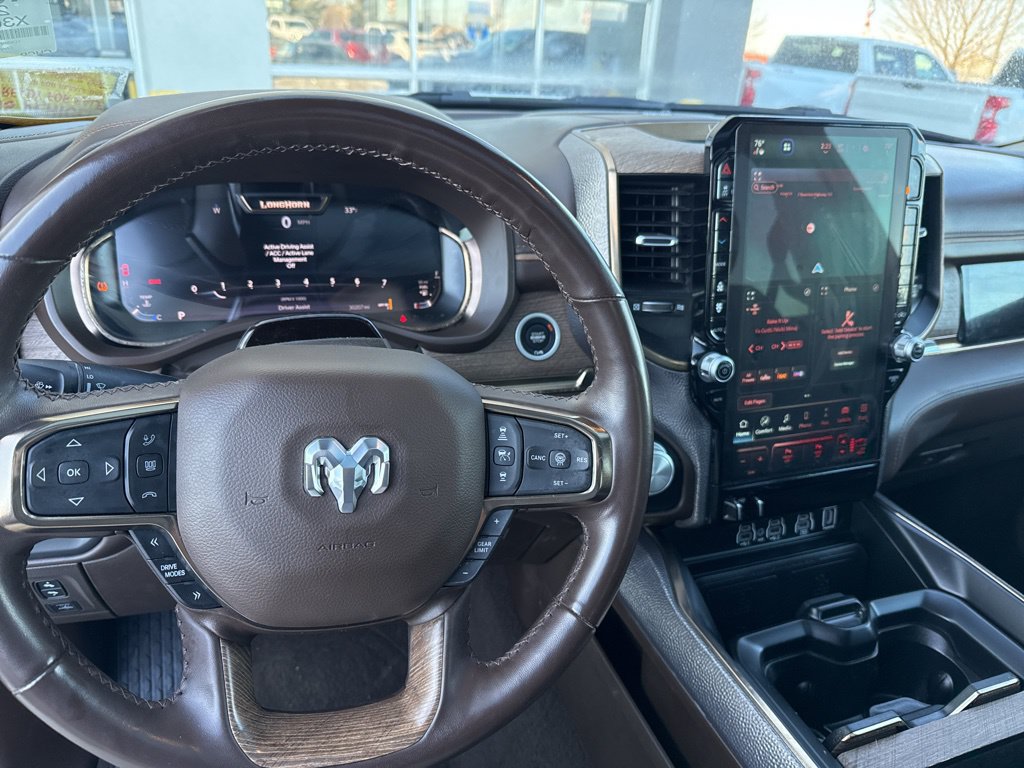 Used 2025 RAM 1500 Limited AWD/4WD image 23