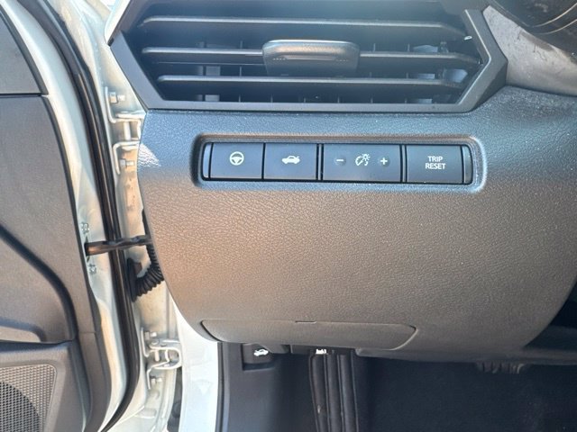 Used 2023 Nissan Altima 2.5 SL AWD/4WD image 14