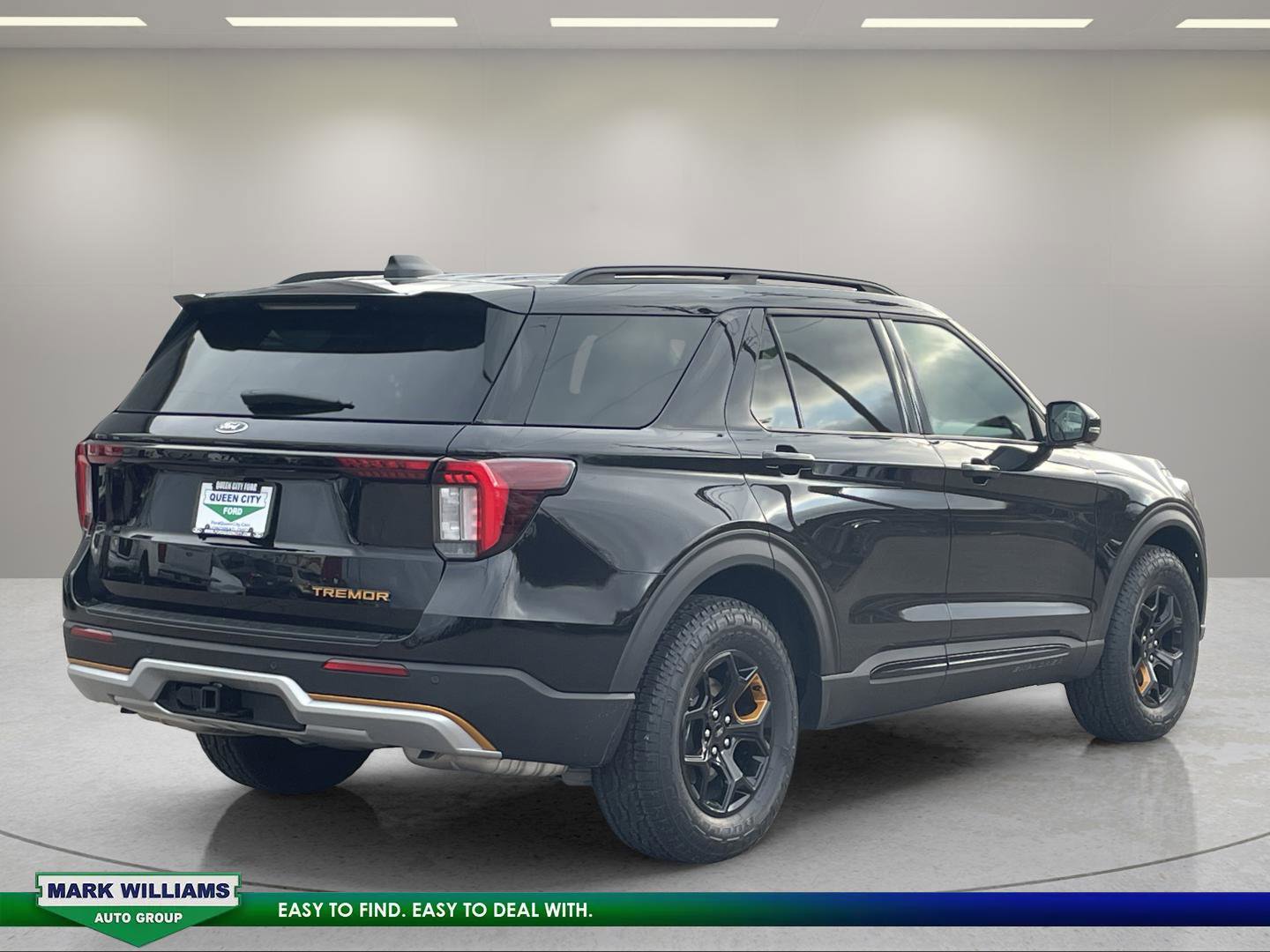 Used 2026 Ford Explorer Tremor w/ Tremor Convenience Package AWD/4WD image 3