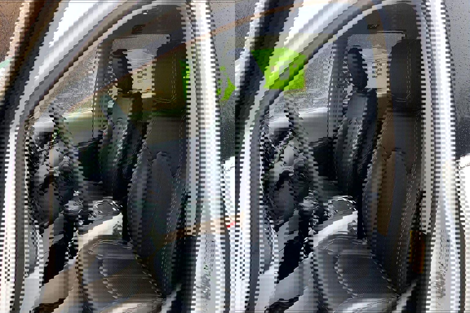 Used 2024 Chrysler Pacifica Select image 22