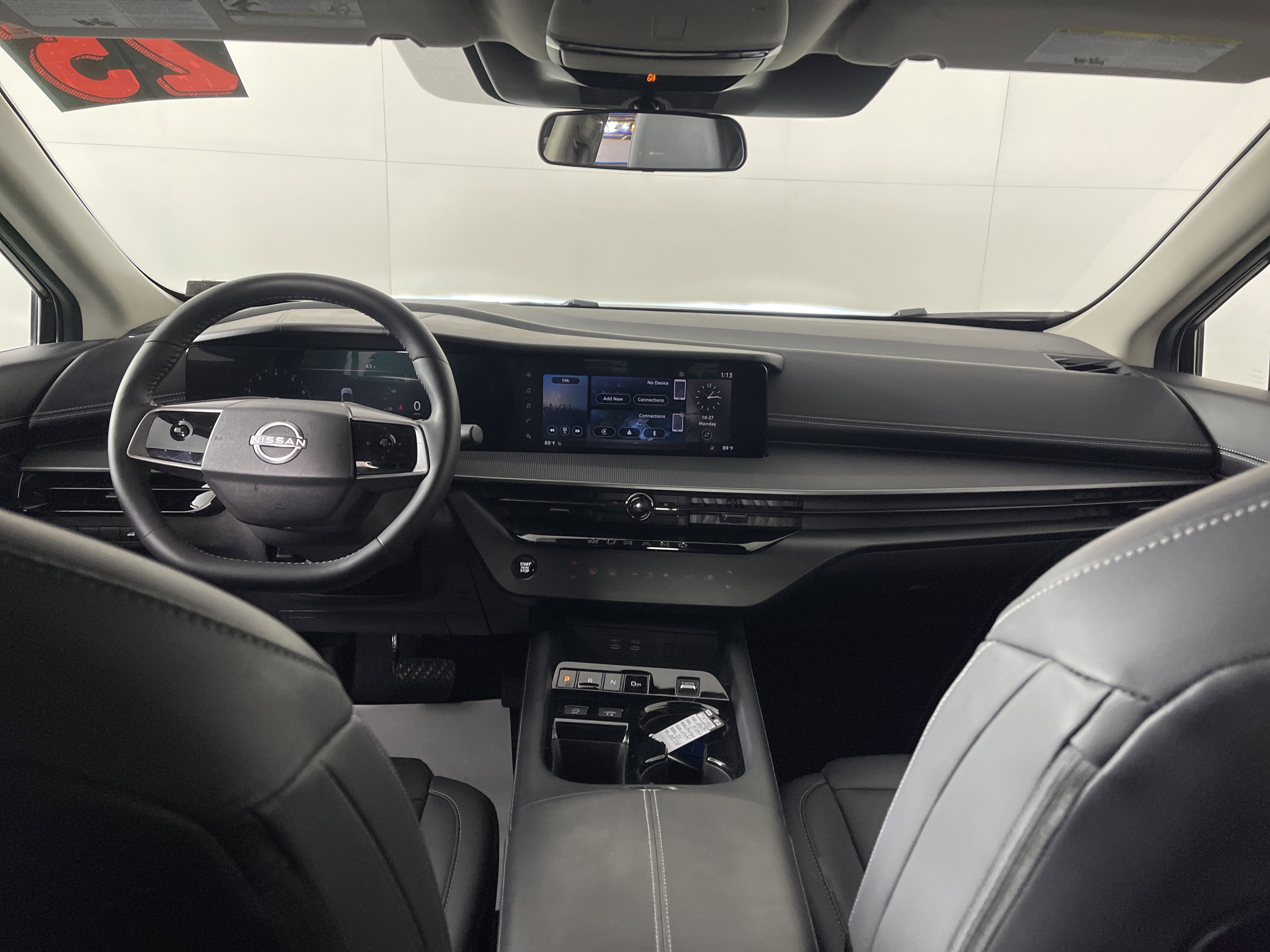 Used 2025 Nissan Murano SV image 14