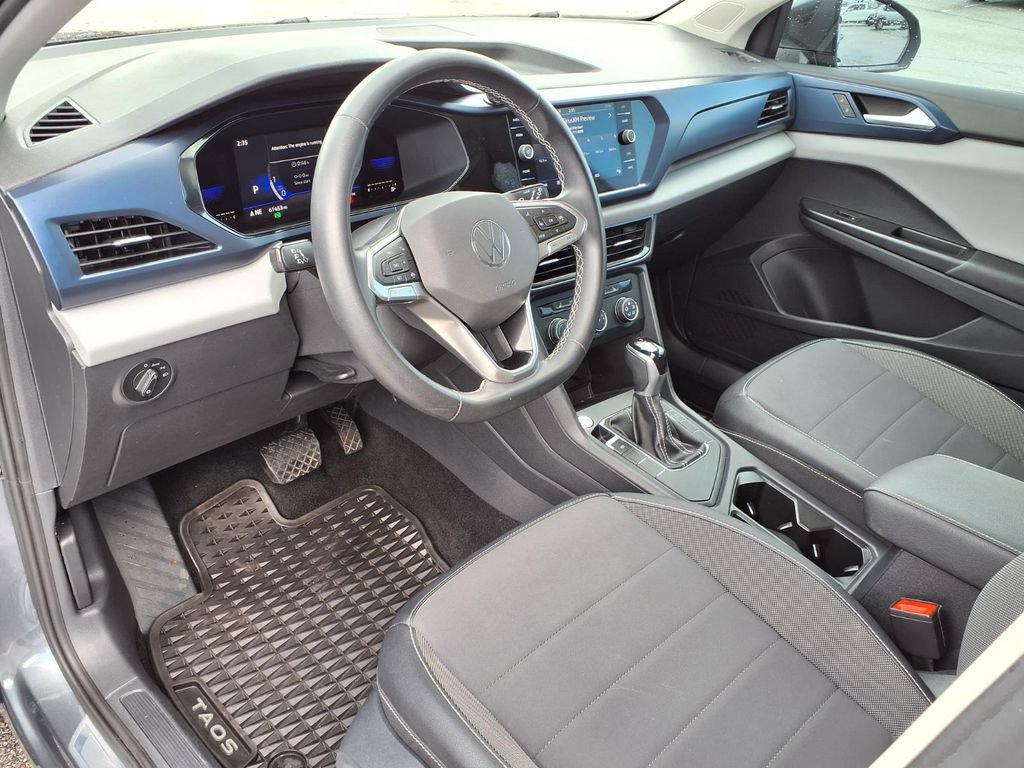 Used 2022 Volkswagen Taos SE FWD image 19