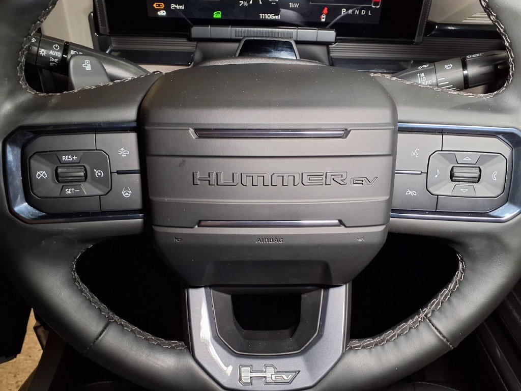Used 2026 GMC Hummer EV SUV AWD/4WD image 9