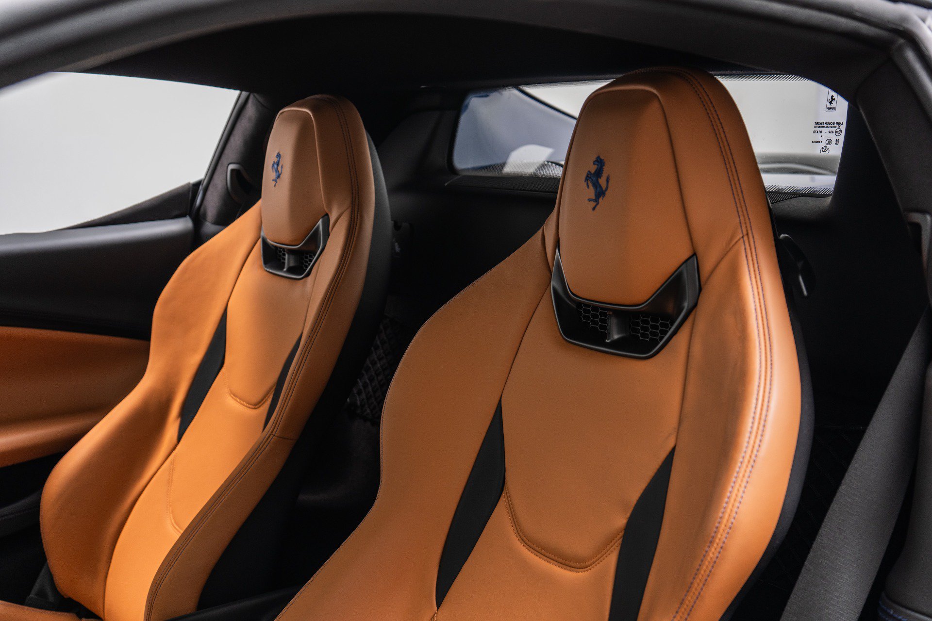 Used 2024 Ferrari 296 GTB RWD image 28