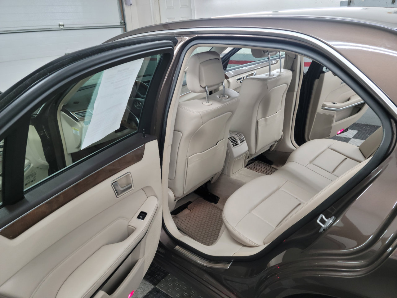 Used 2014 Mercedes-Benz E 350 4MATIC Sedan w/ Premium 1 Package image 10