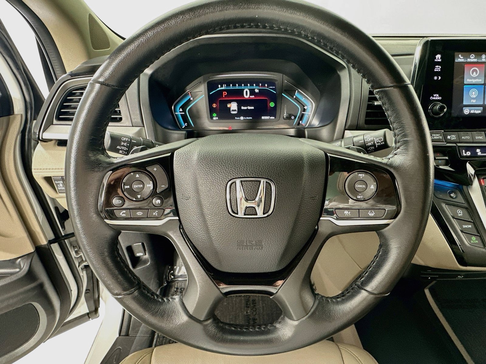 Used 2023 Honda Odyssey Touring image 11