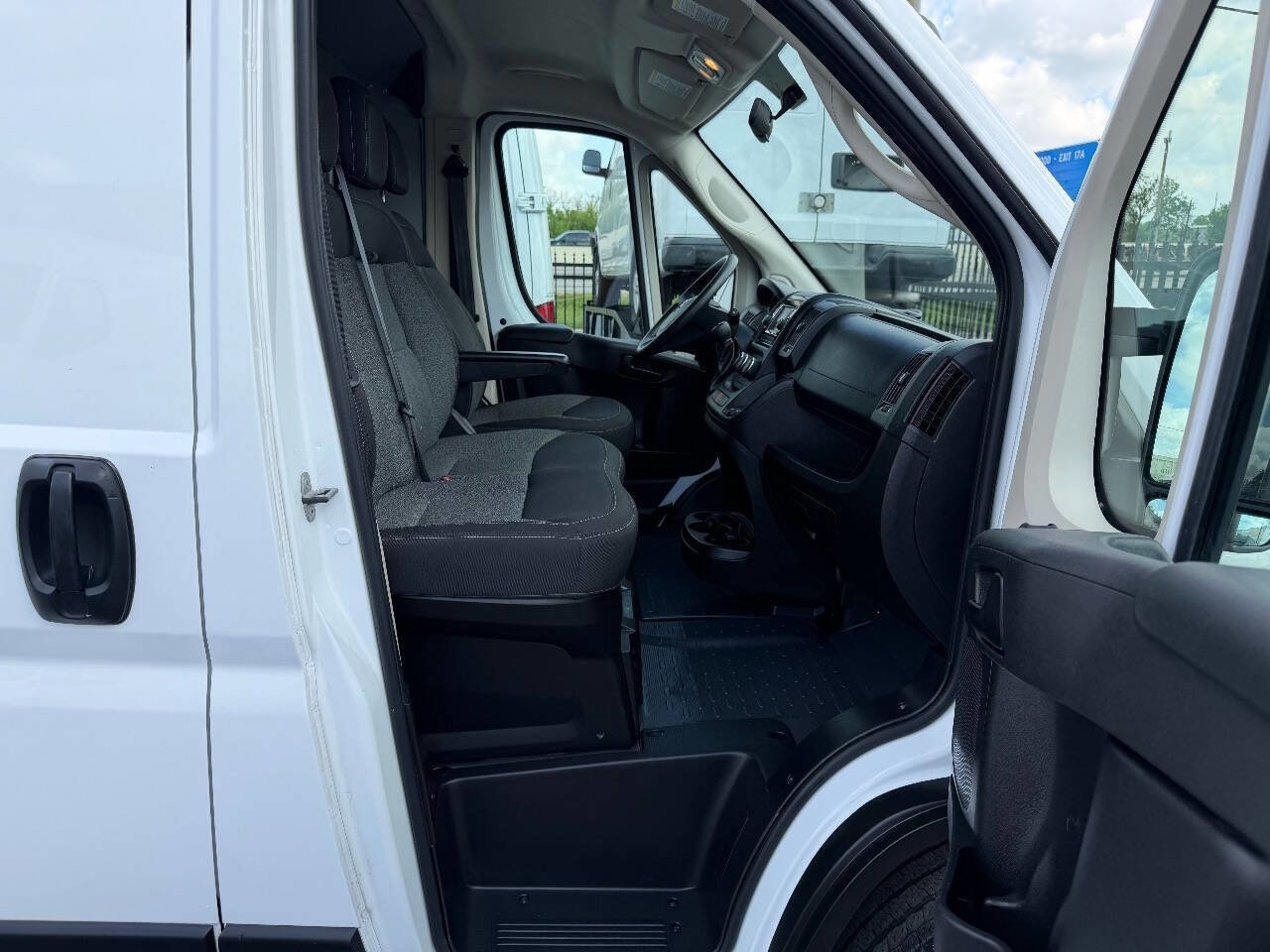 Used 2021 RAM ProMaster 1500 image 15