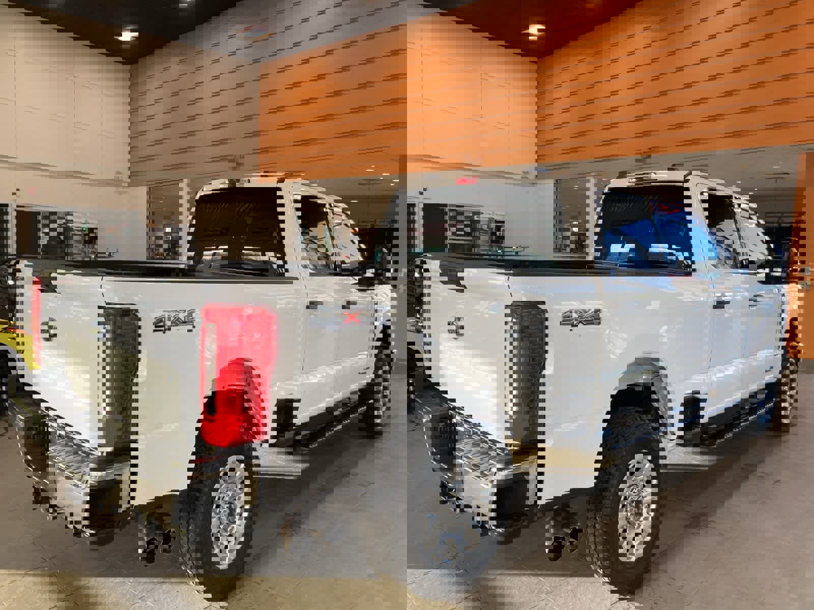 Used 2024 Ford F250 XLT image 5