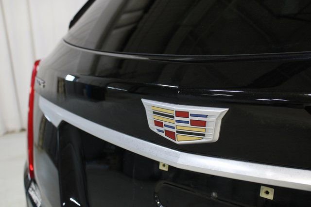 Used 2017 Cadillac XT5 Platinum image 32