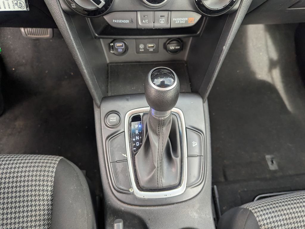 Used 2020 Hyundai Kona SE FWD image 14