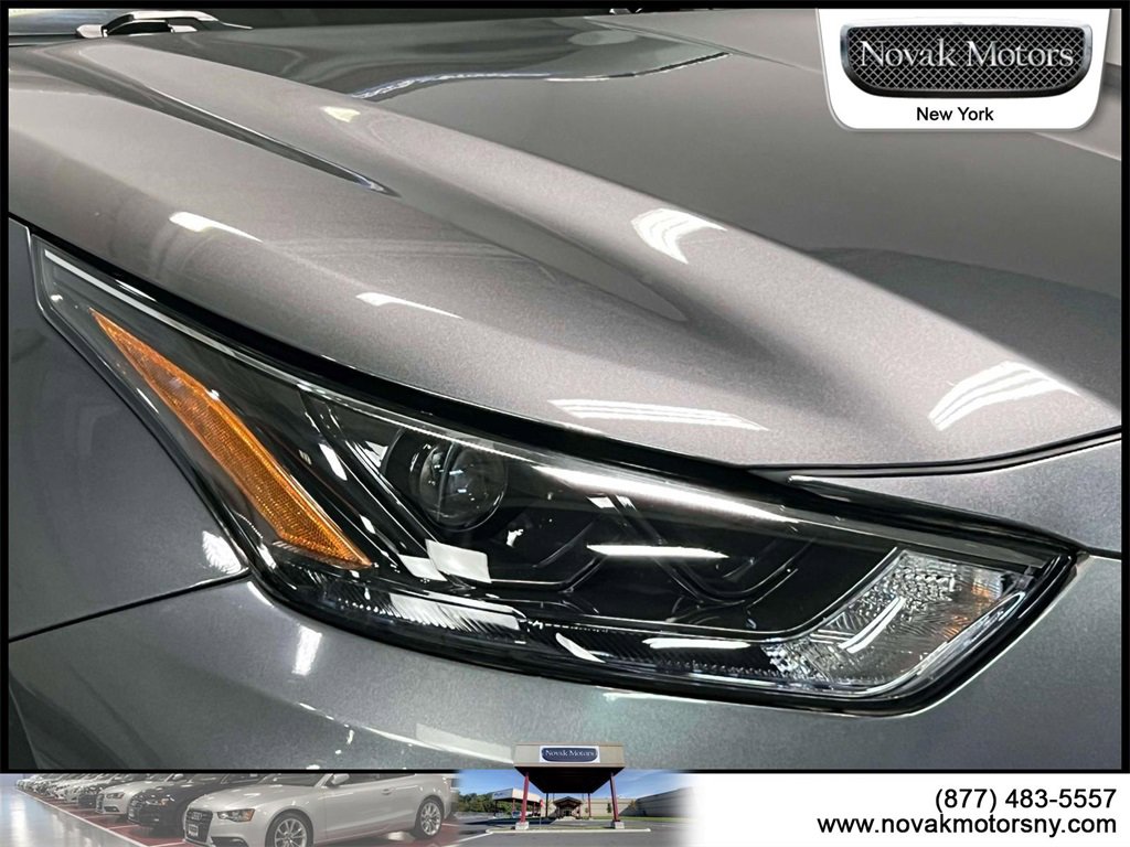 Used 2022 Toyota Highlander XLE image 10