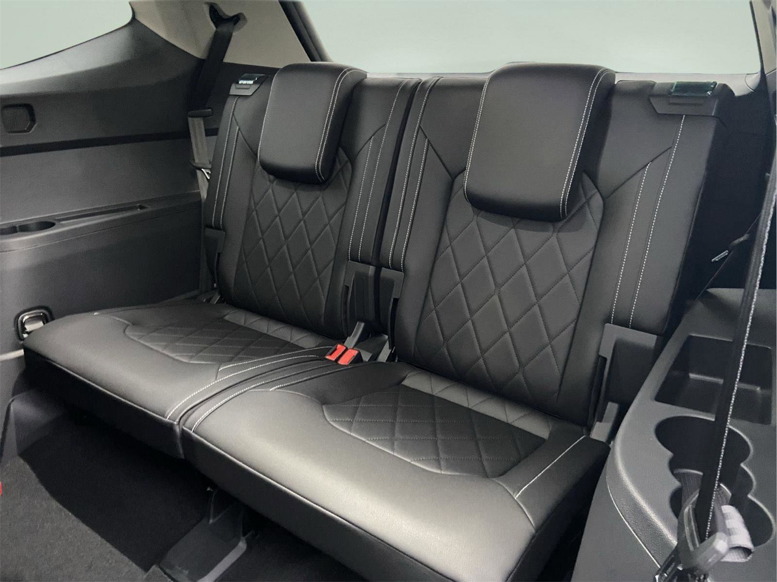 New 2026 Volkswagen Atlas SEL Premium R-Line image 8