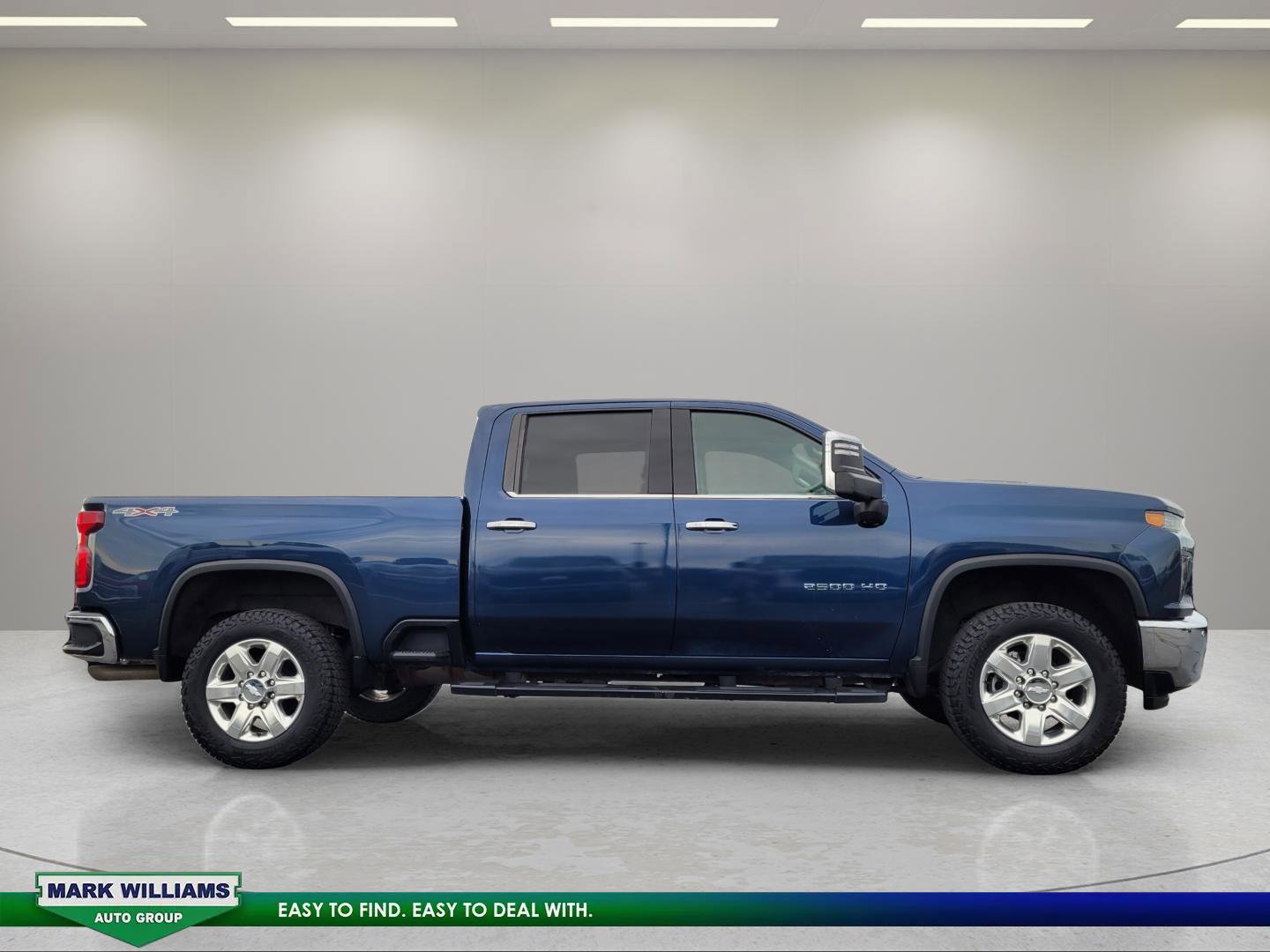 Used 2020 Chevrolet Silverado 2500 LTZ w/ LTZ Premium Package AWD/4WD image 2