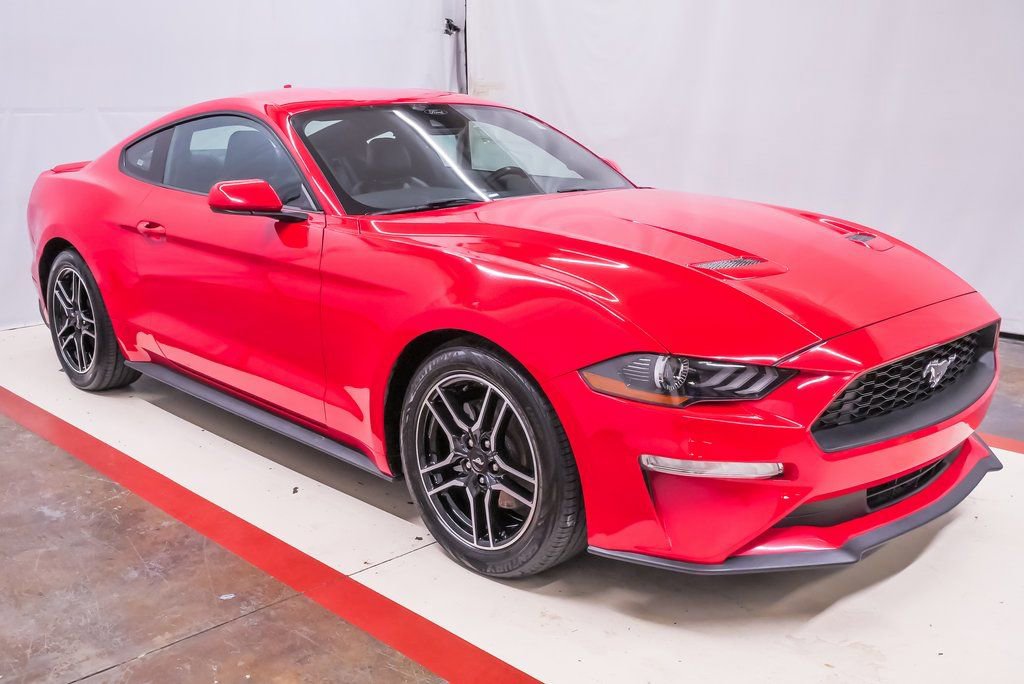 Used 2023 Ford Mustang Premium image 5