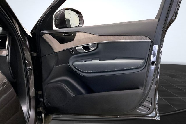 Certified 2024 Volvo XC90 T8 Ultimate w/ Protection Package Premier AWD/4WD image 27