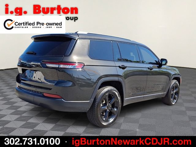 Used 2023 Jeep Grand Cherokee L Limited w/ Black Appearance Package AWD/4WD image 6