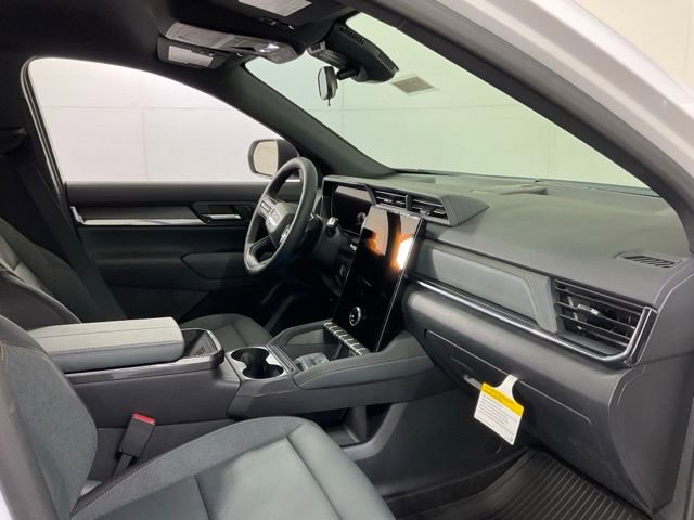 New 2026 GMC Terrain AT4 w/ LPO, Floor Liner Package image 33