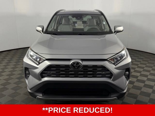 Used 2019 Toyota RAV4 Limited w/ Cold Weather Package FWD video 2