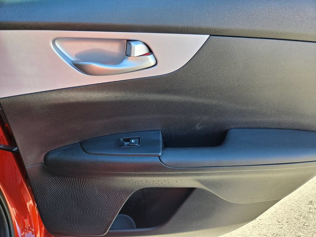 Used 2024 Kia Forte LXS FWD image 23