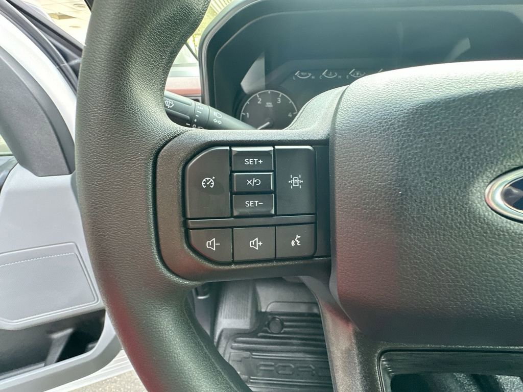 New 2025 Ford F550 4x4 Crew Cab Super Duty image 18