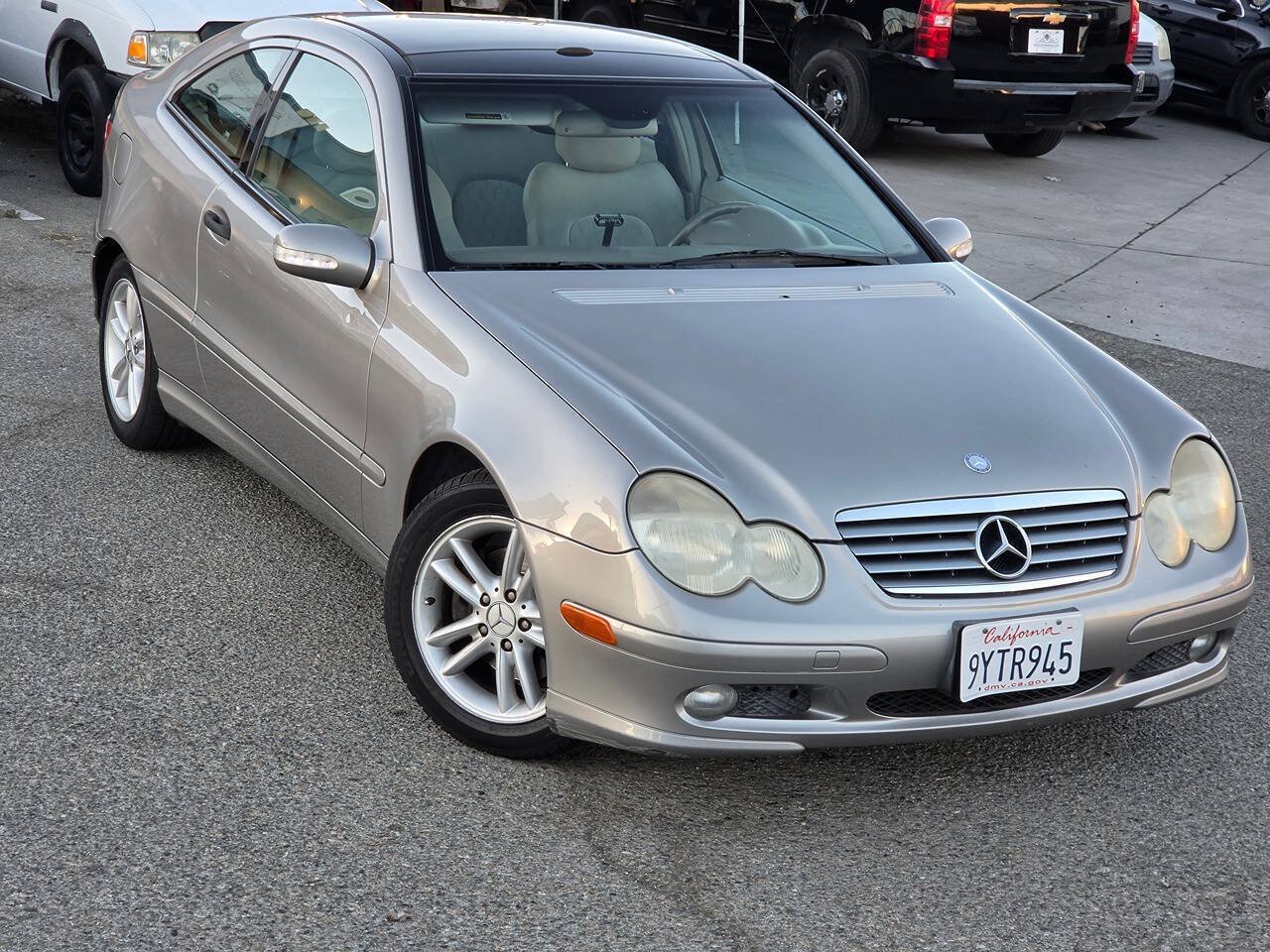 Used 2003 Mercedes-Benz C 230 Coupe image 3
