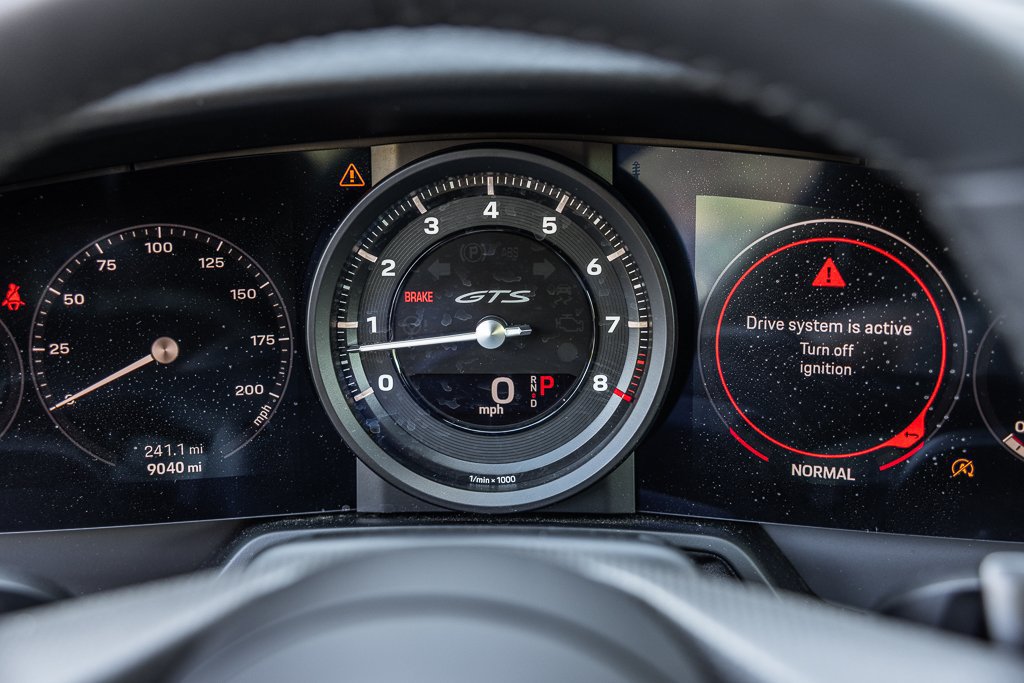 Certified 2024 Porsche 911 Carrera GTS RWD image 17