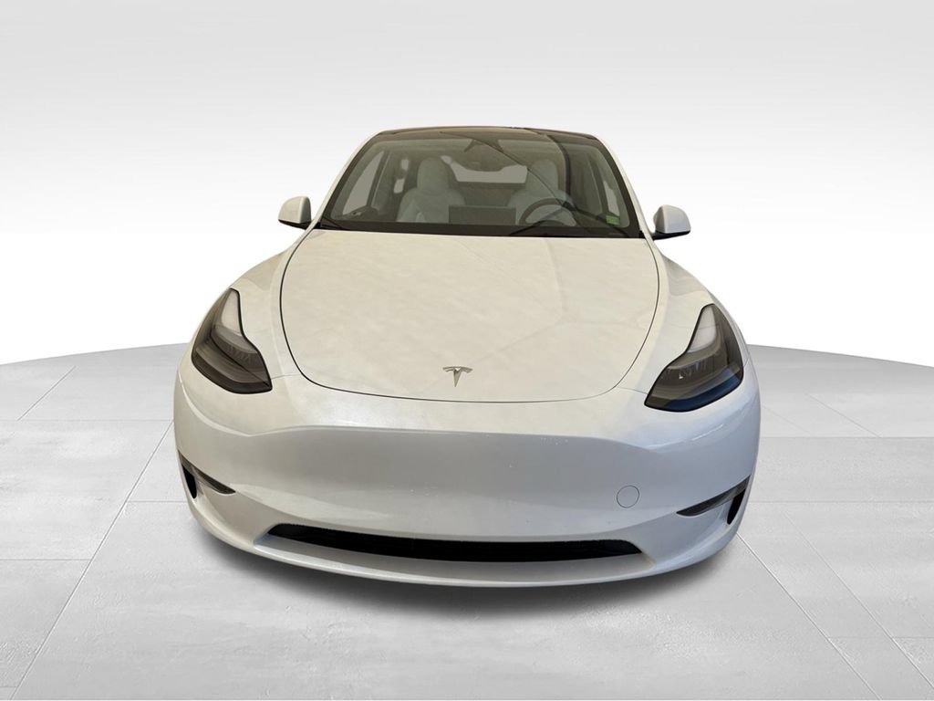 Used 2023 Tesla Model Y Long Range AWD/4WD image 4