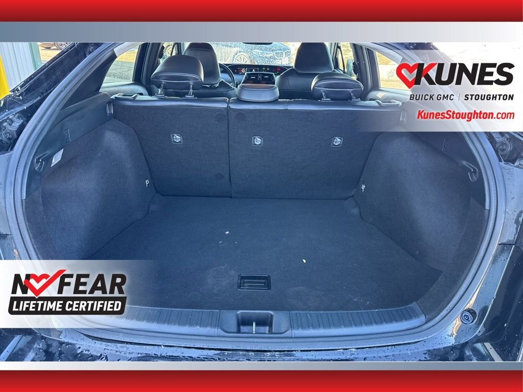 Used 2022 Toyota Prius XLE image 44