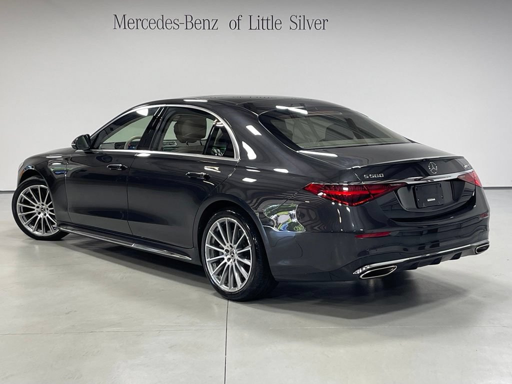 Used 2022 Mercedes-Benz S 580 4MATIC Sedan image 3