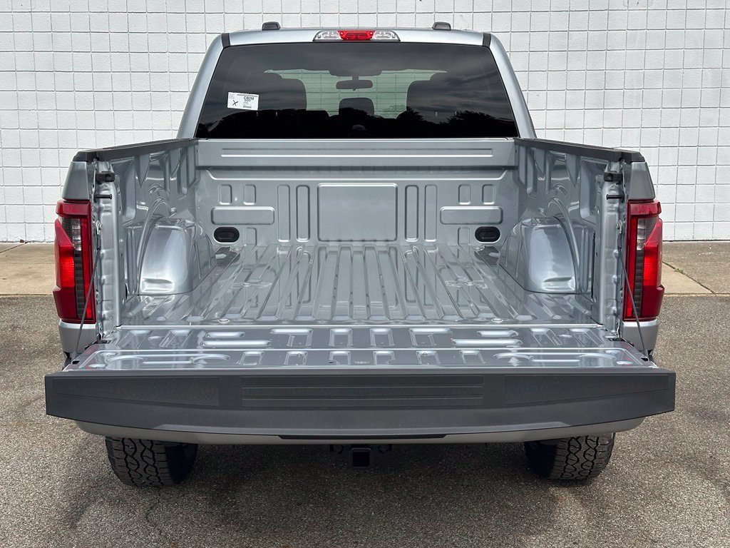 New 2026 Ford F150 XLT w/ XLT Black Appearance Package AWD/4WD image 25