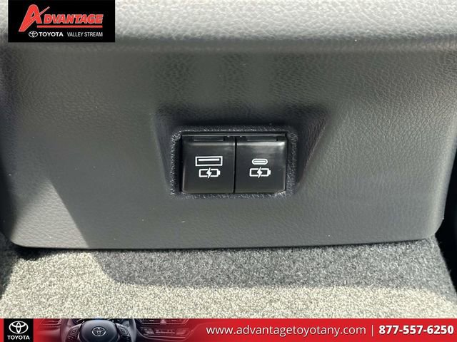 Used 2026 Toyota Camry XLE w/ Premium Plus Package AWD/4WD image 16